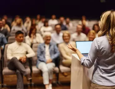 Erfahrungsvideos der ersten Trainer von Wonderfully Made
